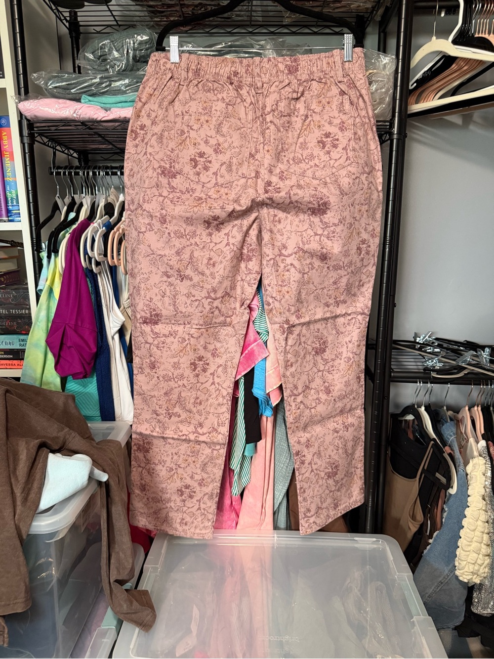 High-Rise straight Leg Floral Pants - Pink - Picture 3 of 4
